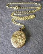 ANTIQUE Oval LOCKET - Pinchbeck Gilt on 18" Chain - 7.6g