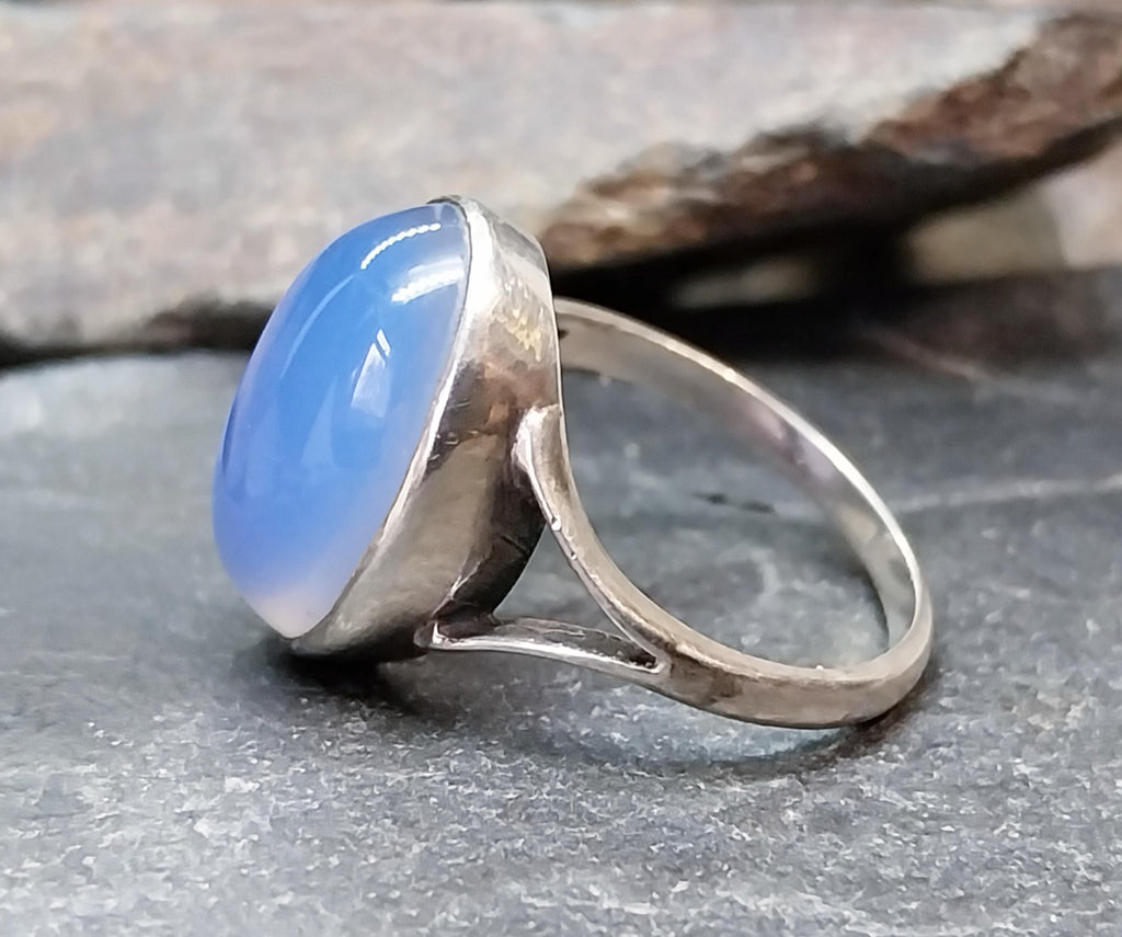 Vintage Sterling Silver Blue MOONSTONE RING - Ethereal - uk size N (6.5) - 3.6g