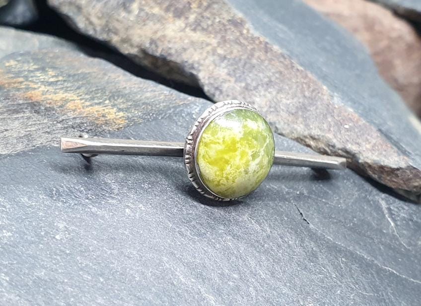 Vintage Sterling Silver Connemara Marble Brooch - Tie Pin - 4.2g