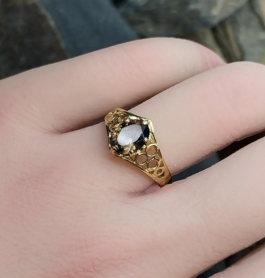 Vintage 9ct GOLD Smoky Quartz Ring - Size uk P (us 7.5) - 2g