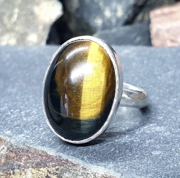 Tigers Eye RING Sterling Silver - Size uk J ( us 5) - 6.1g