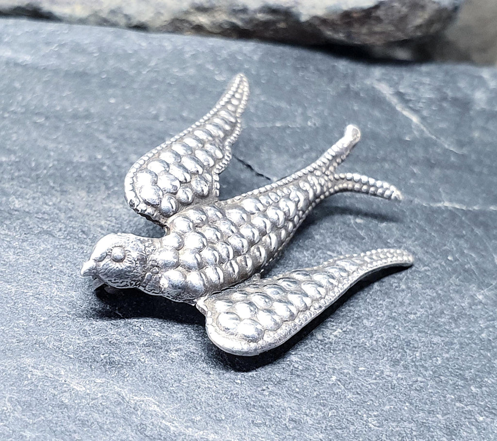 Antique Sterling Silver SWALLOW BROOCH BIRD - Pin 1.8g