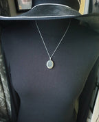 Vintage OVAL SILVER LOCKET - Fauna Pattern with 20" Chain - 6g