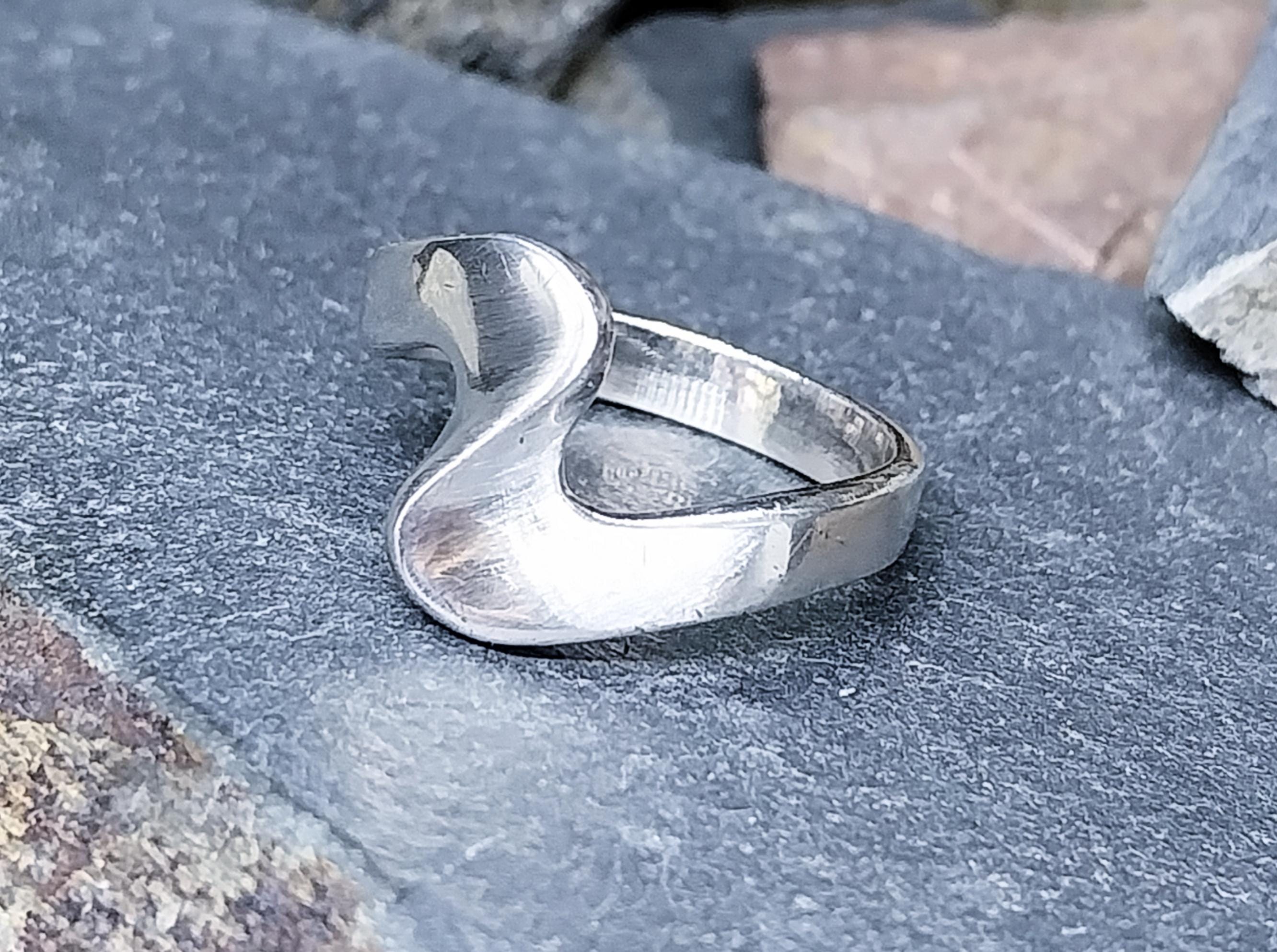 Sterling Silver Swirl Ring - uk size P (Us 7.5) - 3.7g
