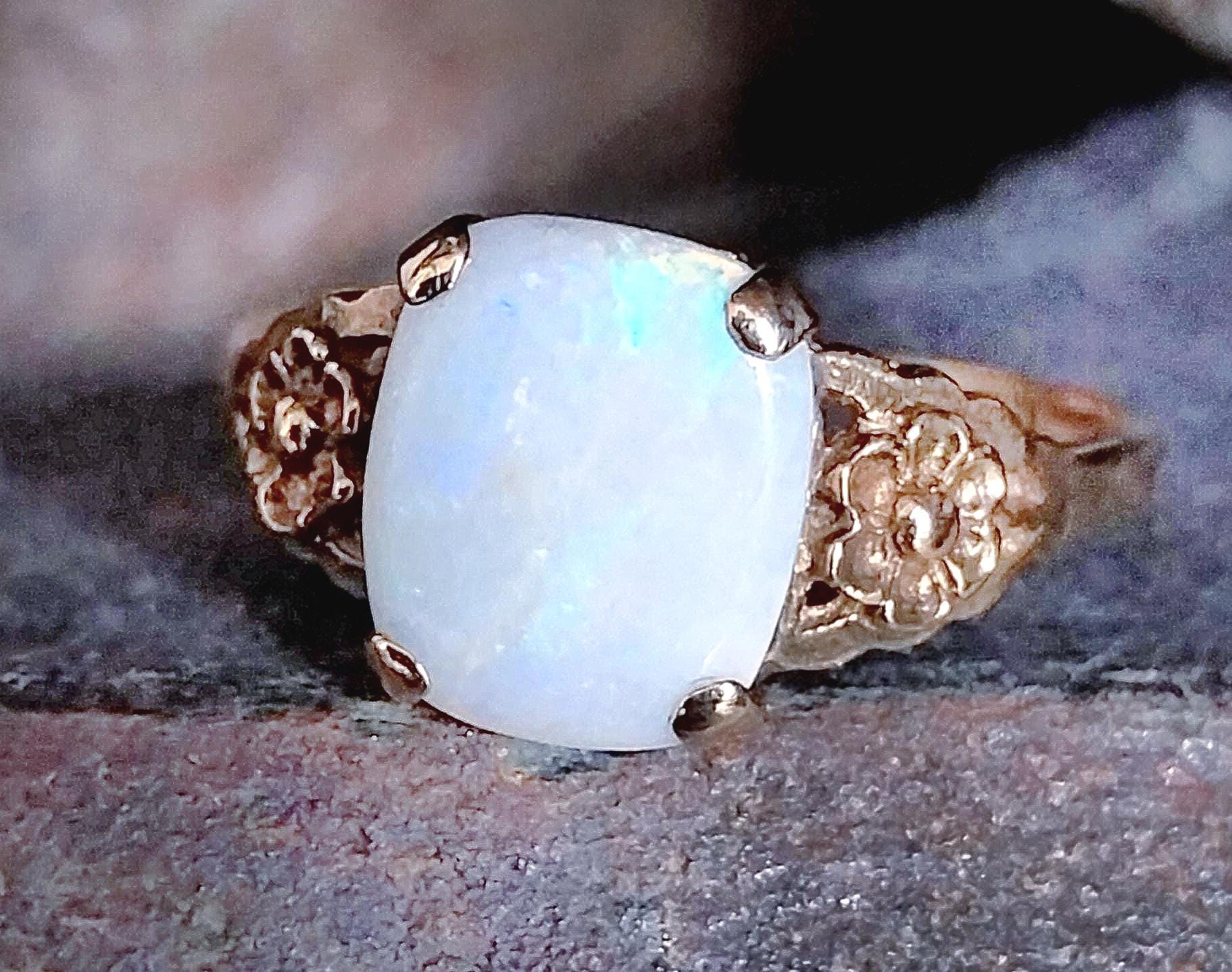 Vintage 9ct GOLD FIRE OPAL Ring - Size uk O (us 7) - Hallmarked - 2g
