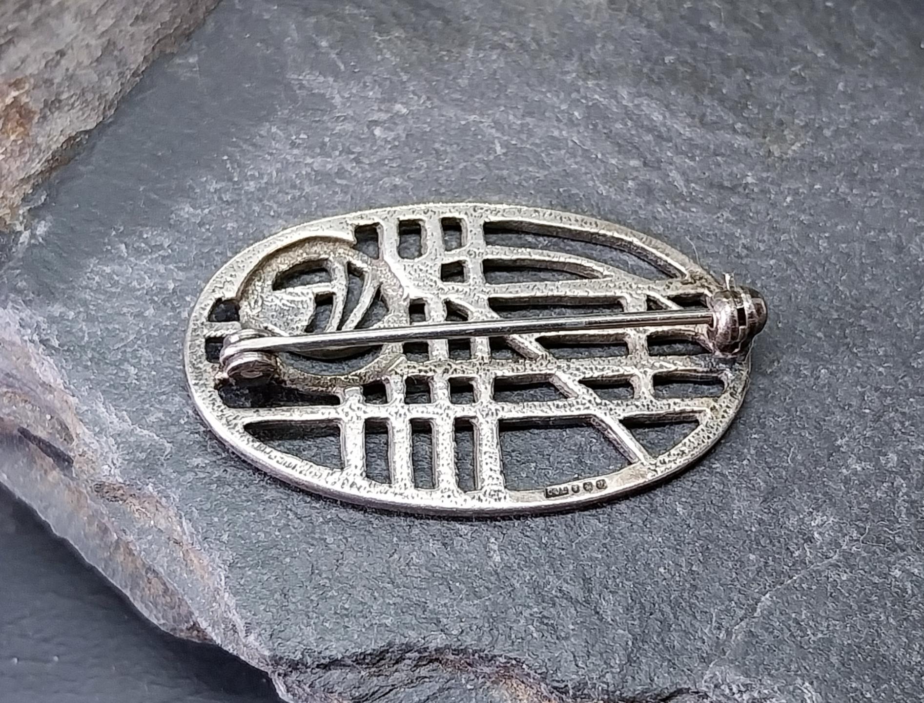 Sterling SILVER Oval Celtic ROSE Brooch - Carrick Jewellery 5.3g