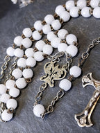 Vintage White MOP ROSARY Beads - Small Vintage Old Prayer Beads and crucifix - 15"