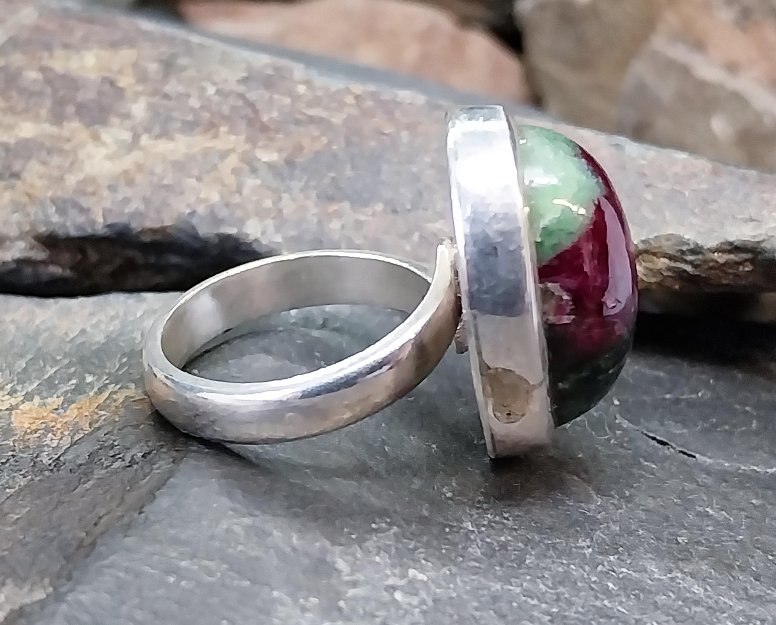 Sterling Silver RING - Large Moss Agate and Plum Red - uk size Q (us 8) - 14.1g