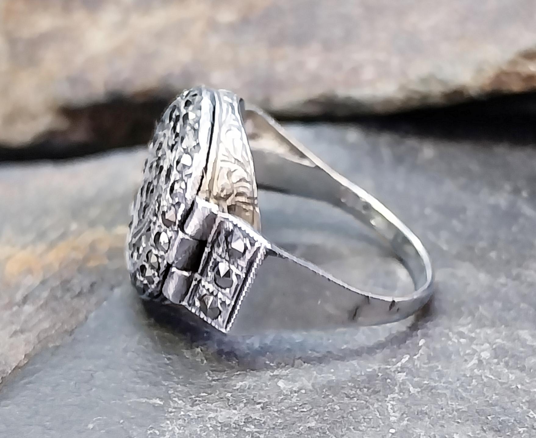 Vtg SILVER POISON LOCKET Ring - (secret compartment) Size uk M  (us 6) - 6.5g