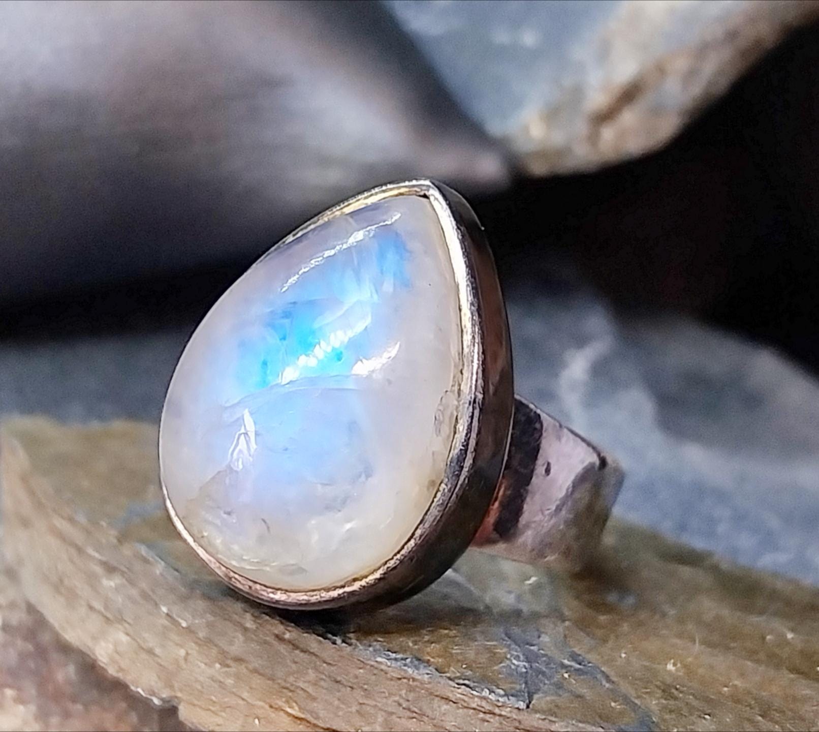 Vintage Sterling SILVER MOONSTONE RING - Ethereal - uk size O (7) - 8g