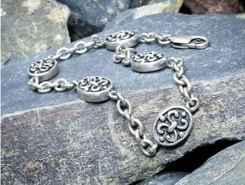 Vintage STERLING SILVER CELTIC Bracelet - 20cm - 13.9g