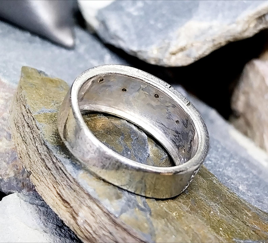 9ct GOLD CELTIC Diamond BAND Ring - Hallmarked - Size S (us 9) - 6g