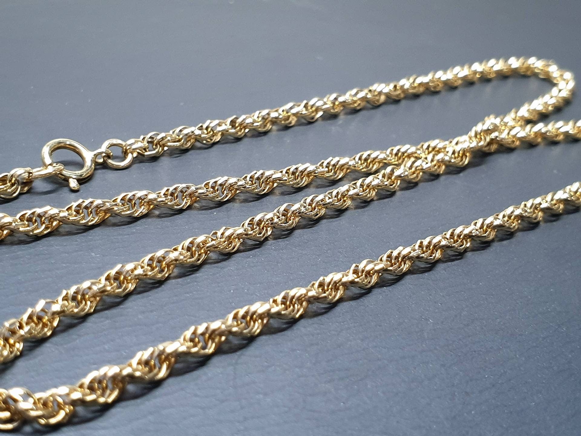 9ct GOLD CHAIN, Twisted Rope - Prince of Wales Necklace 18" - Hallmarked - 6.6g