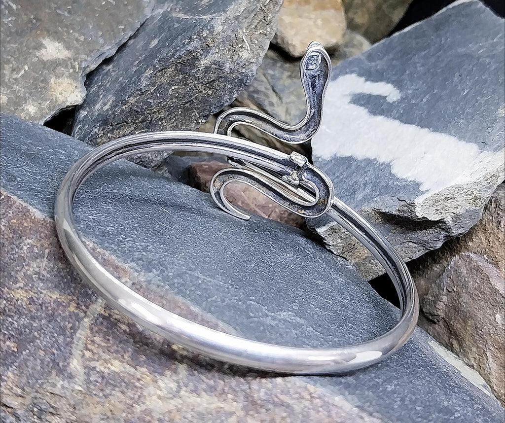 VintageSterling Silver SNAKE Bangle Bracelet - Serpent Design - 10g