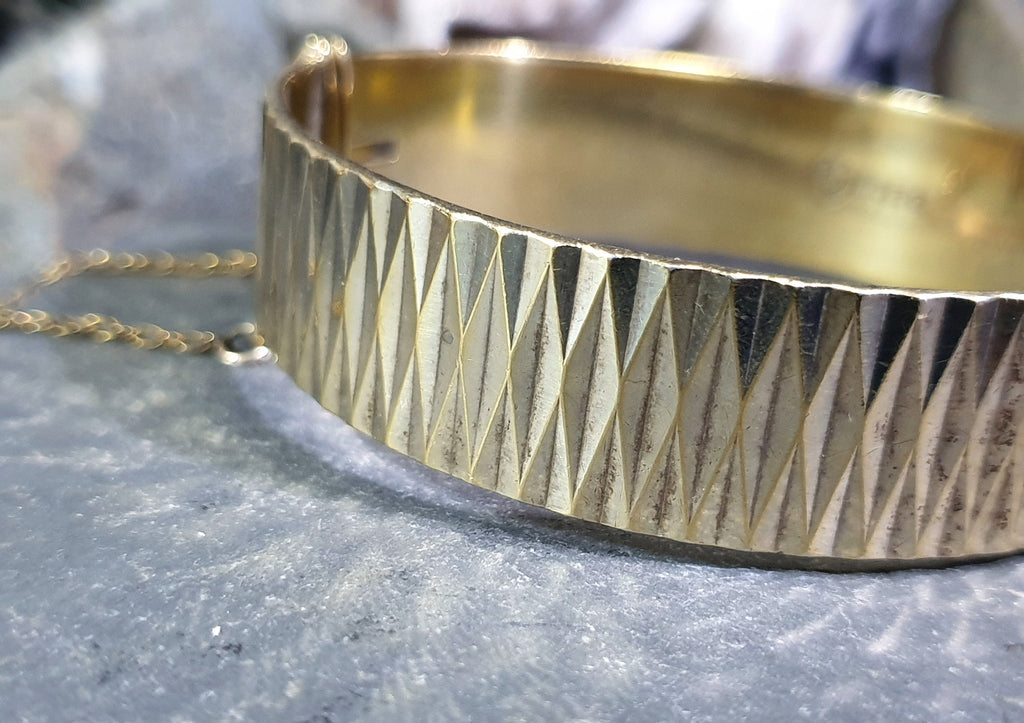 Vintage 22ct Gold on Sterling SILVER BANGLE Bracelet - 1967 - 39.2g