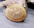 Victorian HOLLY & IVY BROOCH - Christmas Gilt Design - 7.7g