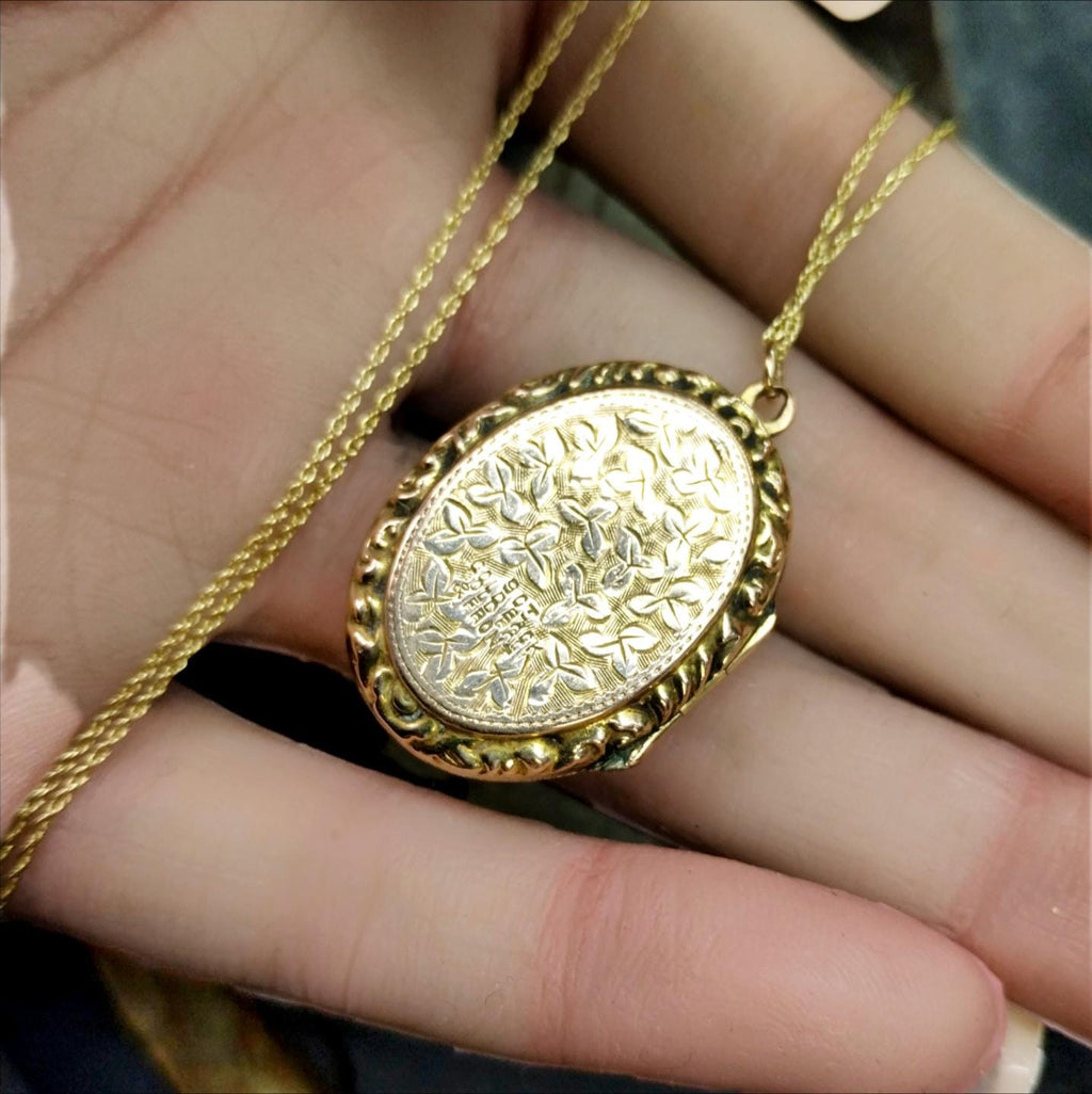 Antique 9ct Gold Oval LOCKET - Ivy Leaf design on 20" Chain - 5.4g