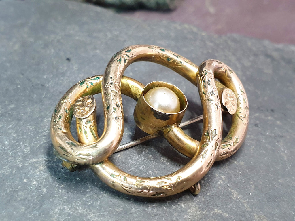 Antique 9ct Rolled Gold Infinity Lovers Knot with Pearl  - 6.6g