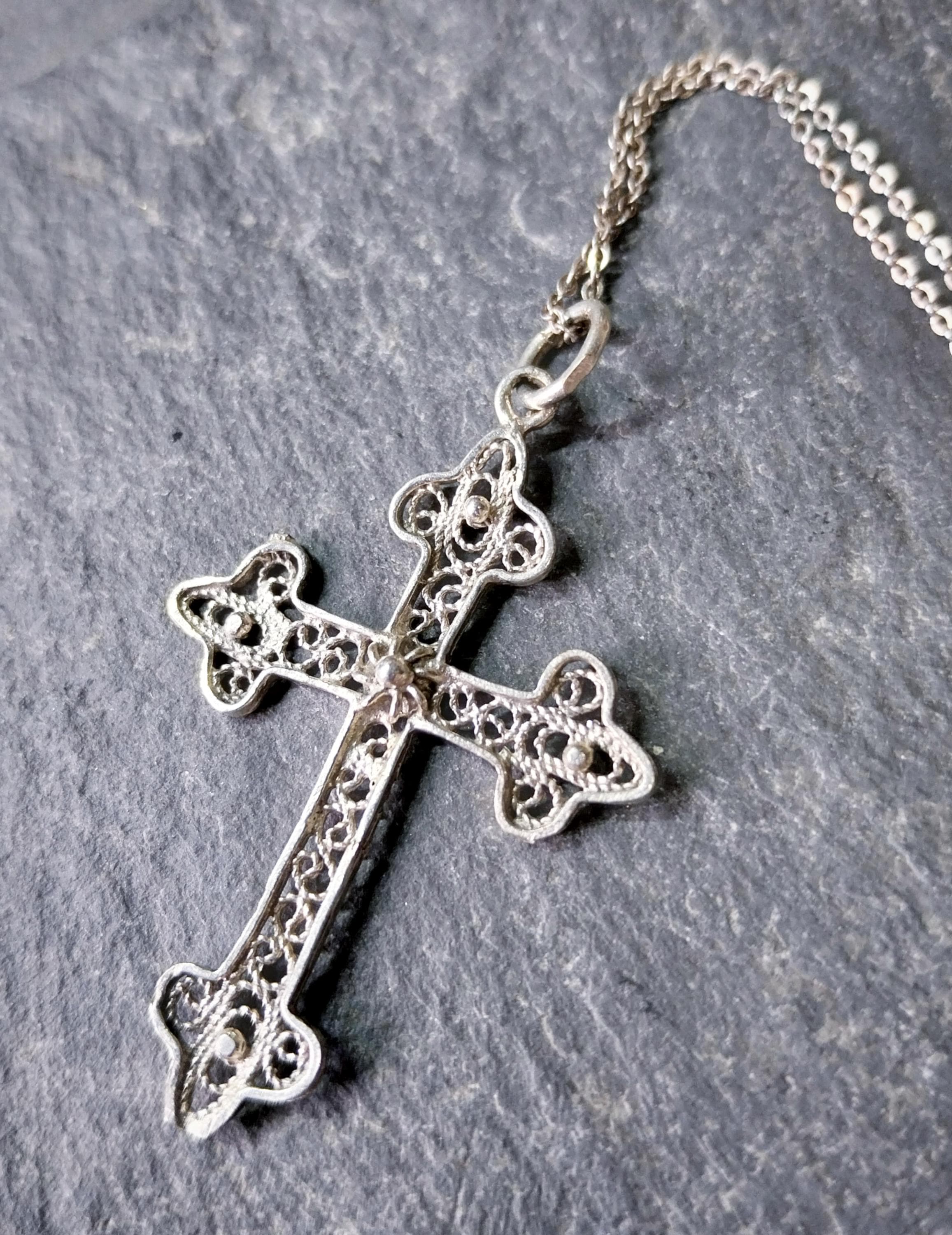 Antique Filigree Cross Crucifix on 18" Sterling Silver Chain - 3.3g