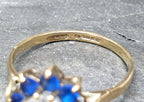 Vintage 9ct GOLD Ring - Blue Flower Cluster - UK Size P (us 7.5) - 1.7g