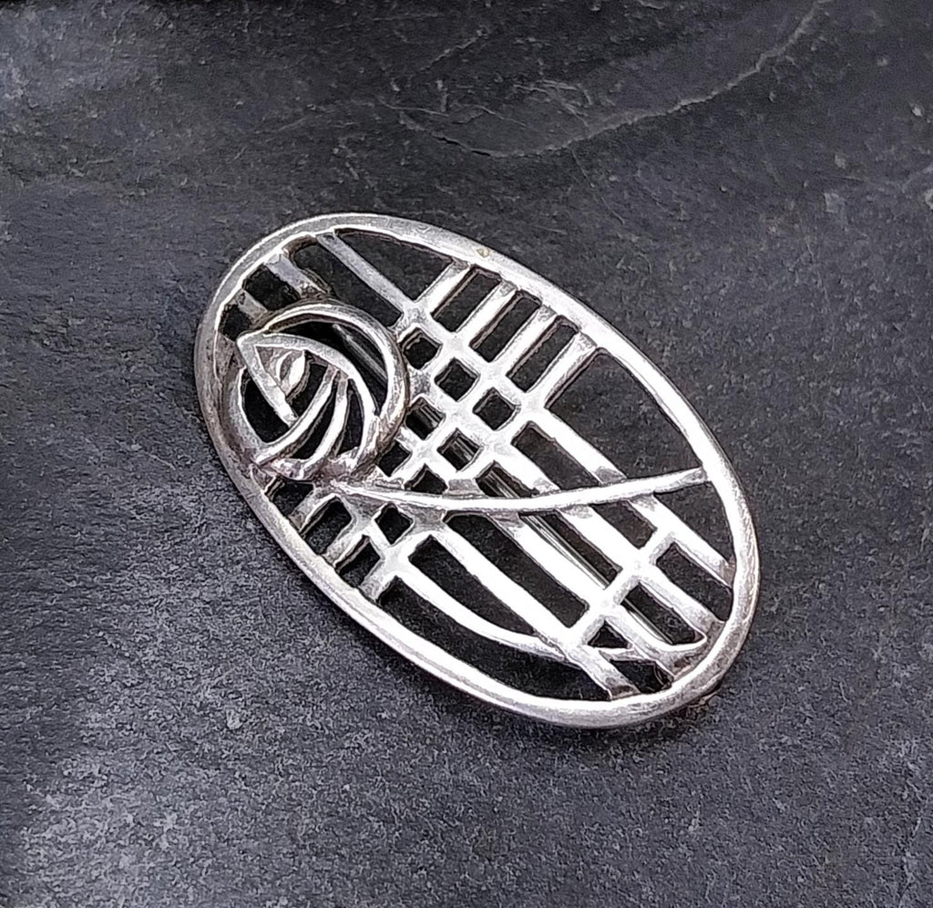 Sterling SILVER Oval Celtic ROSE Brooch - Carrick Jewellery 5.3g