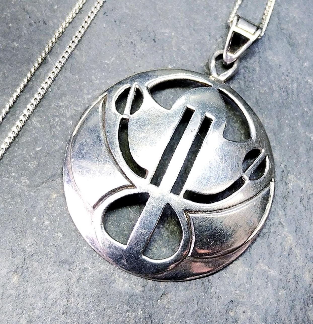 Vintage Large KIT HEATH Necklace Pendant - Sterling Silver 18" - 8.5g