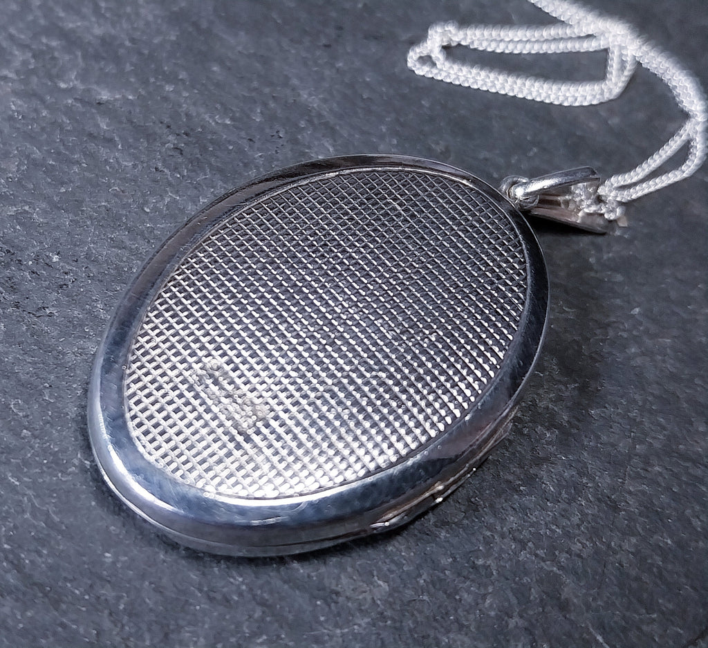 Large Georg Jensen OVAL LOCKET Necklace - with 18" Chain - Sterling Silver - 8.4g
