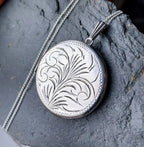 Large Sterling Silver Circular LOCKET Necklace -  on 20" Chain c 1973 - 8.4g