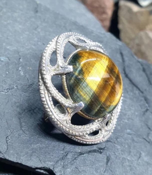 Sterling Silver MIRACLE TIGERS EYE Brooch -  Hallmarked Edinburgh - 12.9g