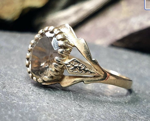 Vintage 9ct GOLD Smoky Quartz Ring with Leaf Detail - Size uk O (us 7.5) - 1.8g