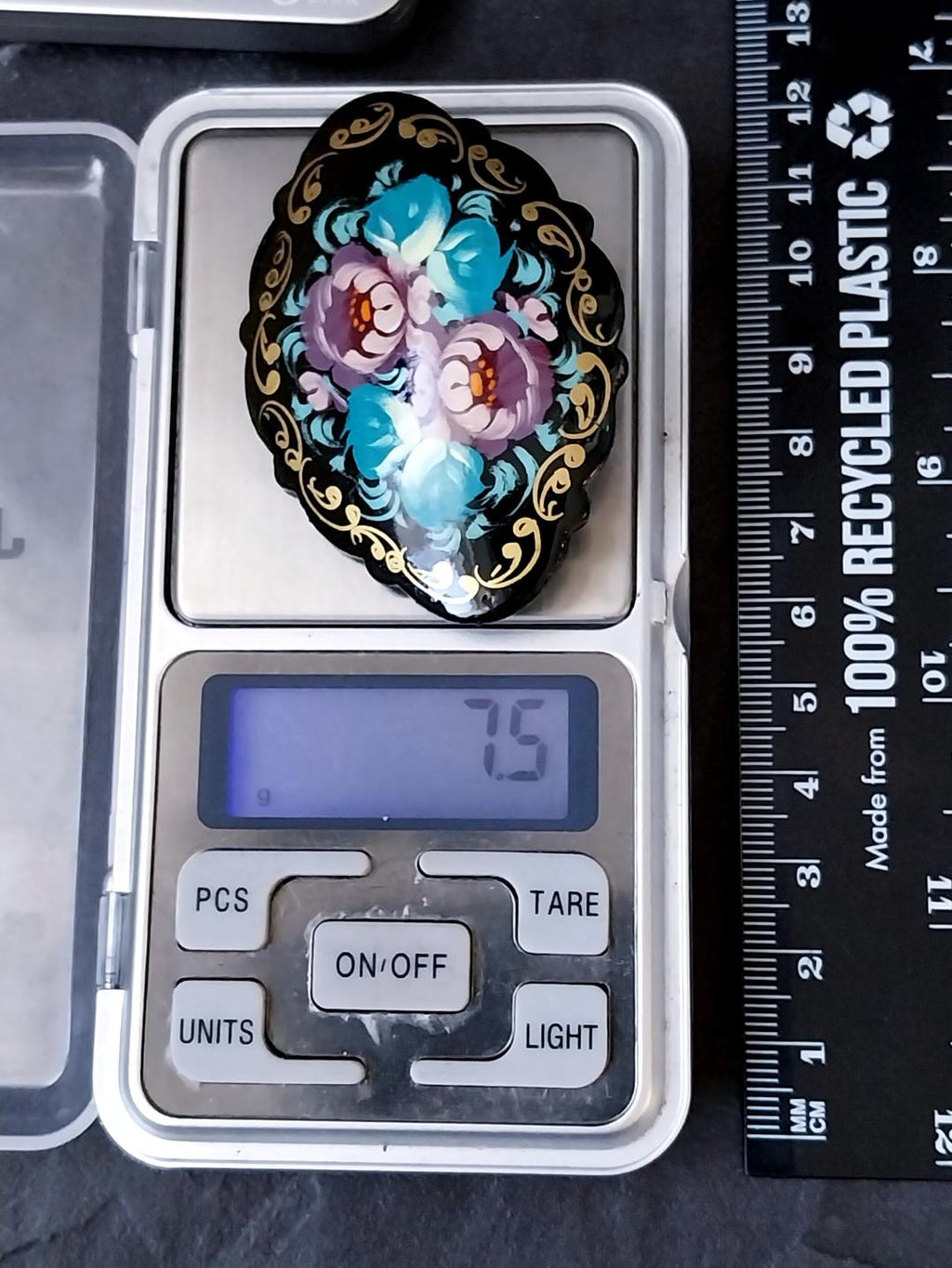 Russian Lacquer Art Brooch with Lilac and Blue Flowers 7.5g