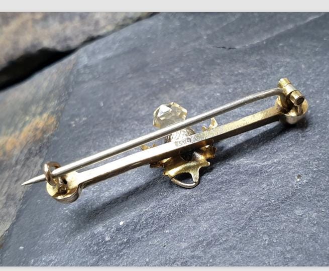 Antique 9ct Gold Thistle and Citrine Bar Brooch - 1.8g