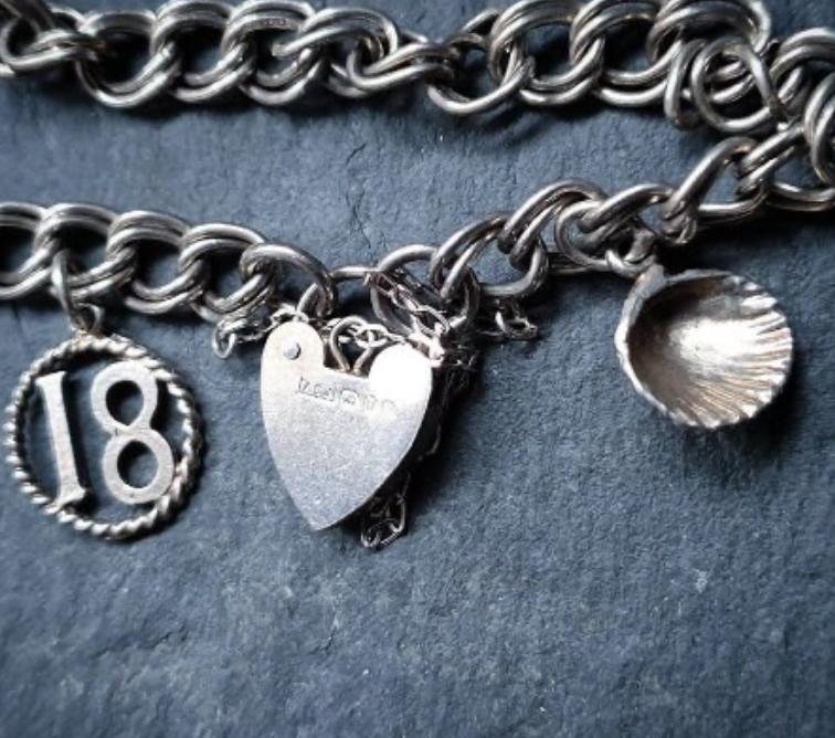 Vintage SILVER LINK BRACELET with 3 Charms and Padlock Lock - Sterling Silver - 17.2g
