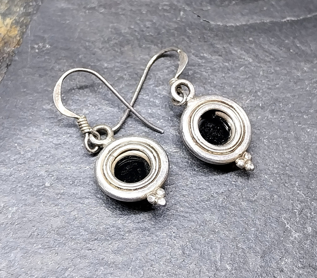 Vintage Sterling Silver Black Onyx EARRINGS - Dangling  - 3.7g