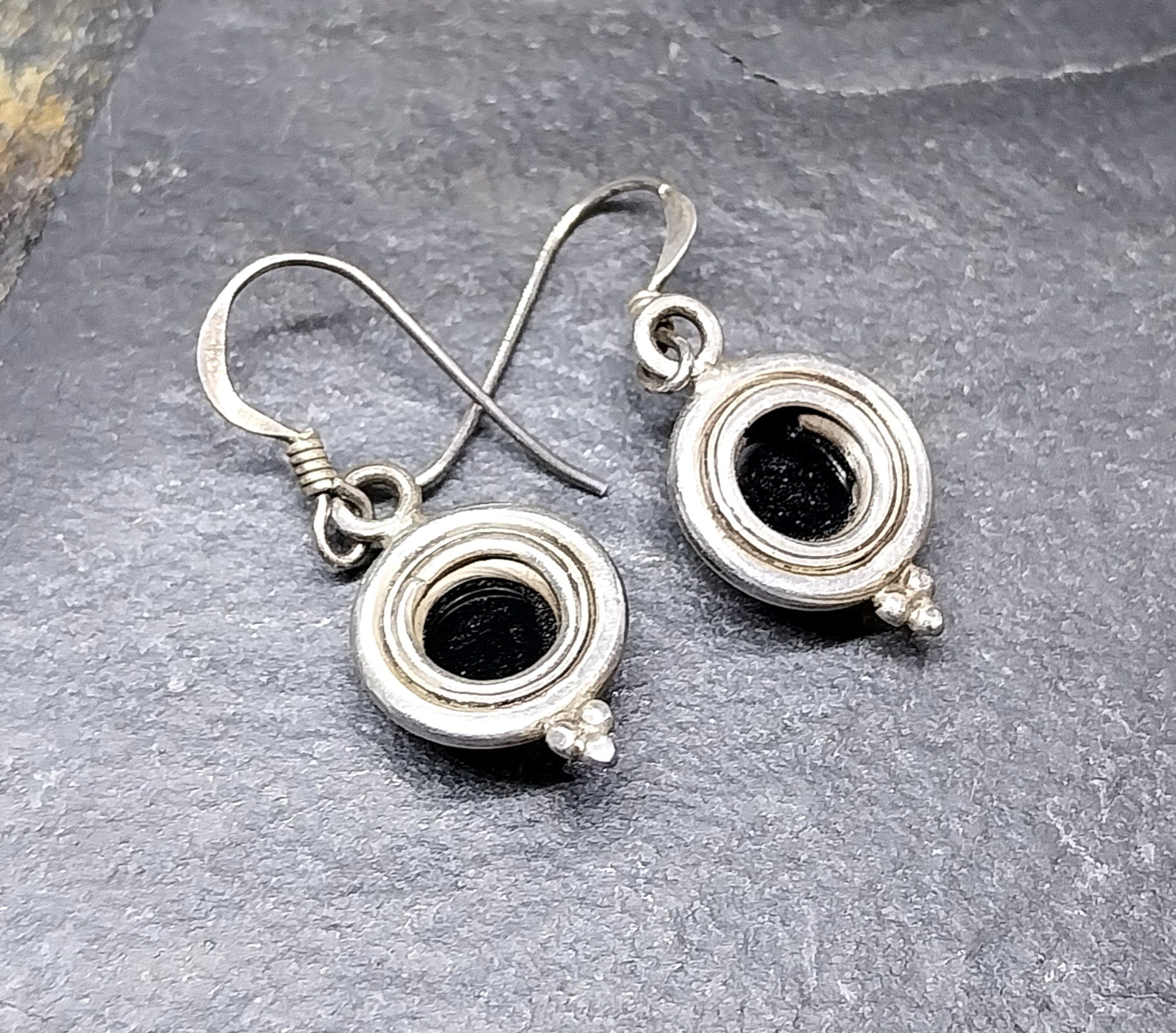 Vintage Sterling Silver Black Onyx EARRINGS - Dangling  - 3.7g