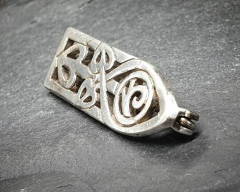 SILVER Celtic GLASGOW ROSE Brooch - Mackintosh Style Pin 3.7g