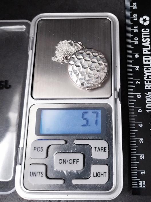 Large Silver Circular LOCKET with Four Leaf Clover Pattern on 18" Chain - 5.7g