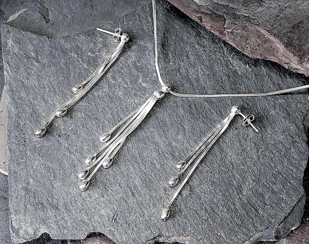 French STERLING SILVER Necklace and Matching Earrings Gift Set - Multi Strand - 10.1g