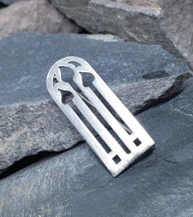 Vintage Sterling Silver Brooch - Art Deco Candles - Edinburgh Hallmarks - 5g