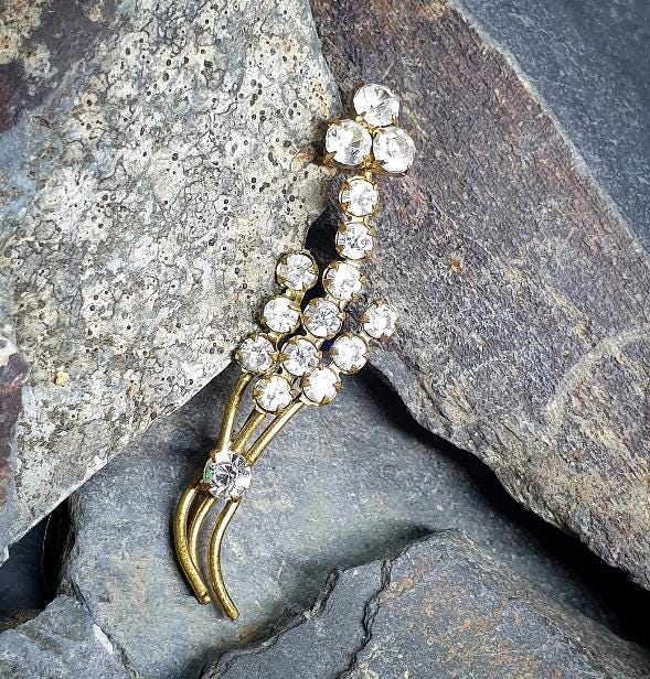 Vintage SHAMROCK Clover Brooch - Gold Tone with Clear Paste Stones