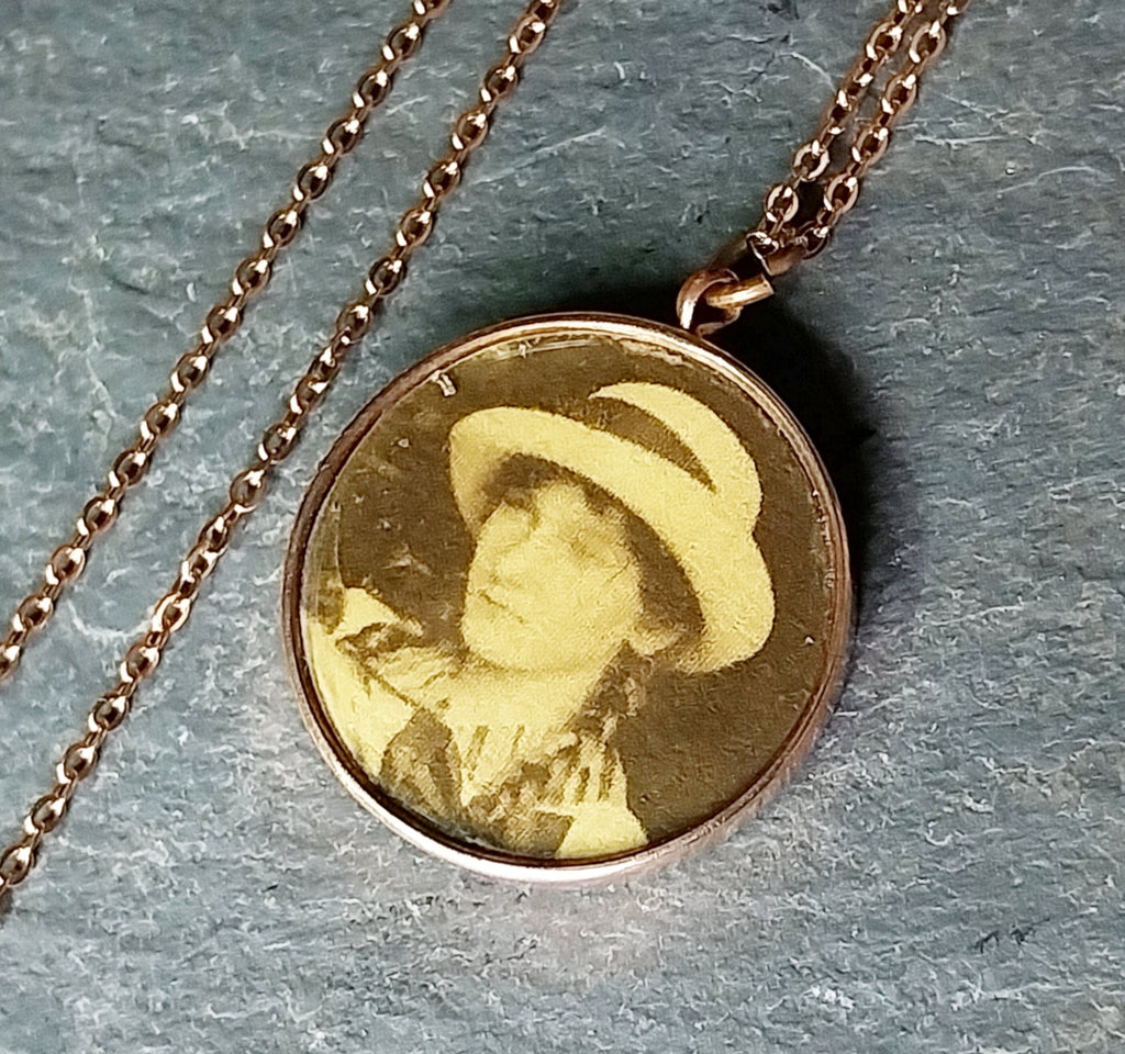 Victorian Photo Locket PENDANT - FOB - Pinchbeck Rose Gold on 18"chain - 8.2g
