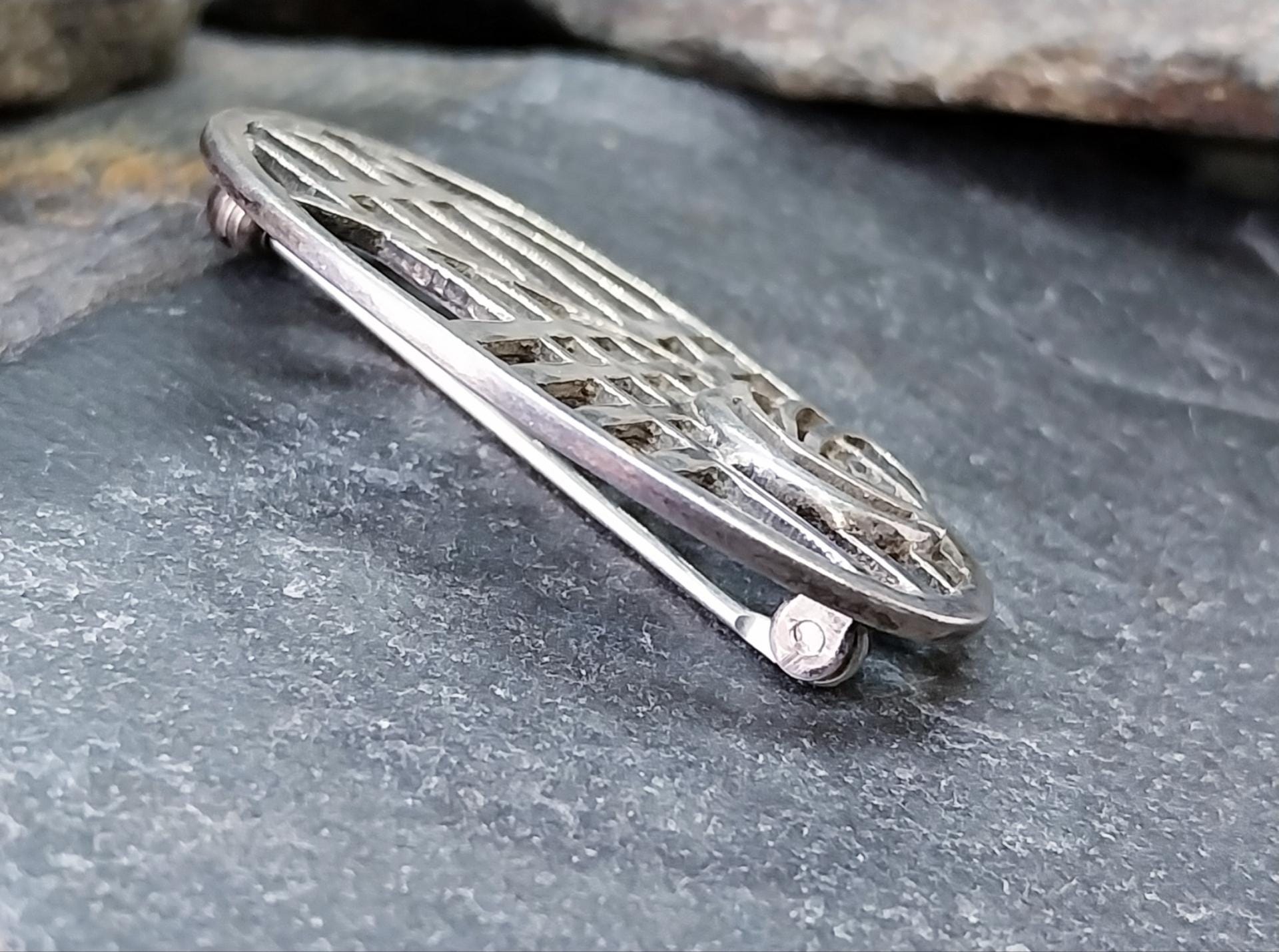 Sterling SILVER Oval Celtic ROSE Brooch - Carrick Jewellery 5.3g