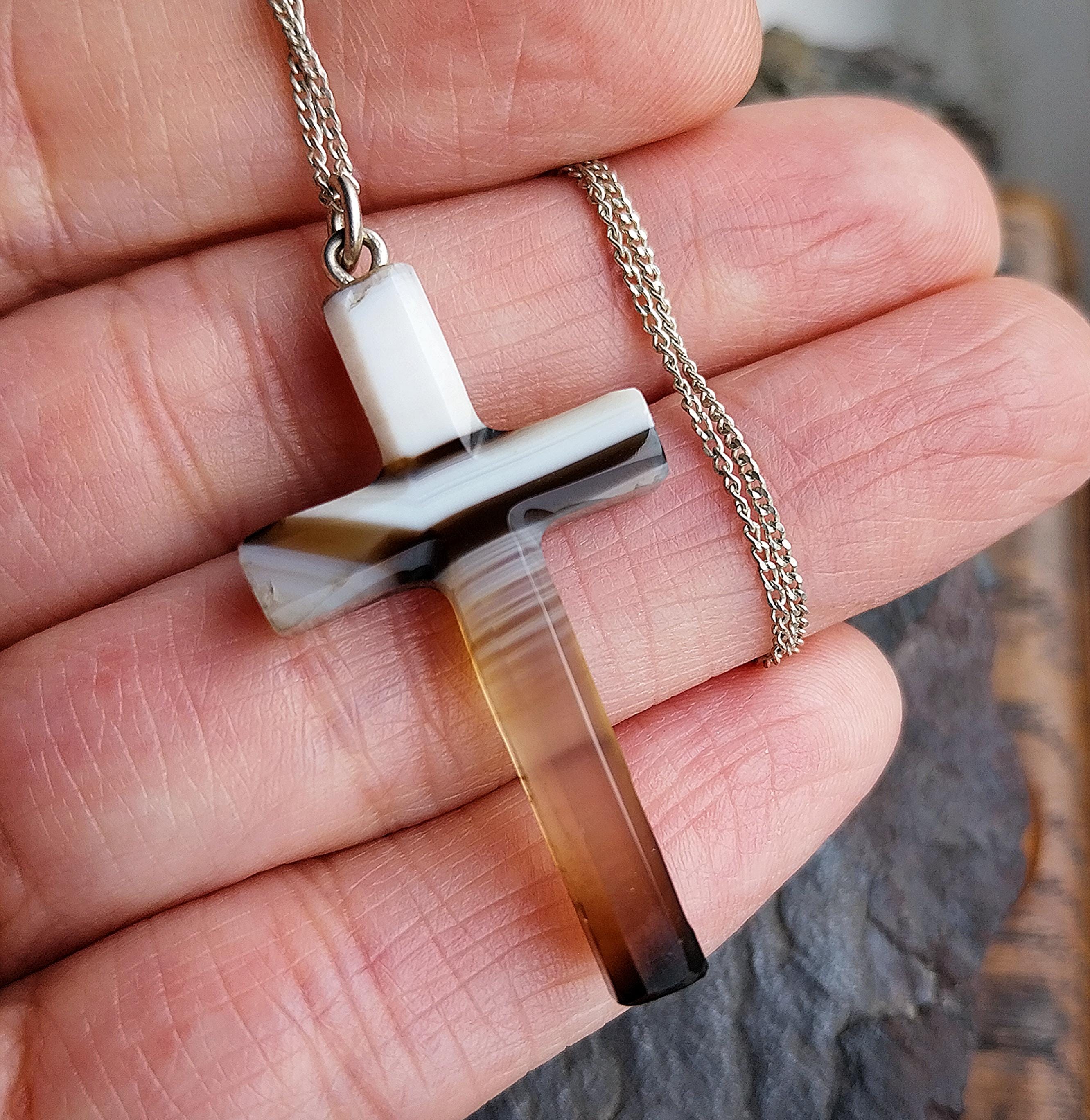 Victorian Antique Banded Agate Cross on 18" Sterling Silver Chain - 3.9g