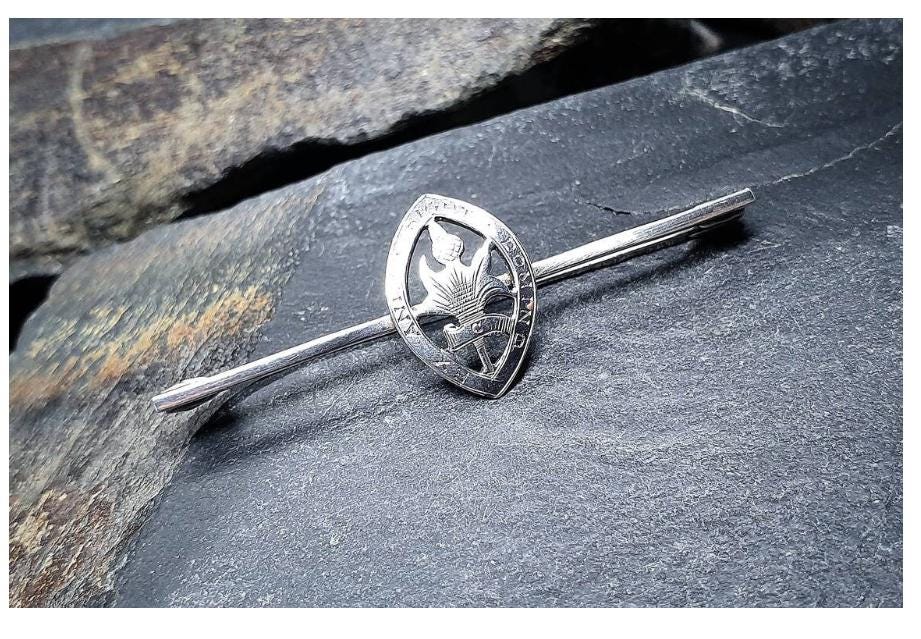 Vintage SILVER Bar Brooch Sweetheart with Thistle - Thomas Fattorini - 2.5g