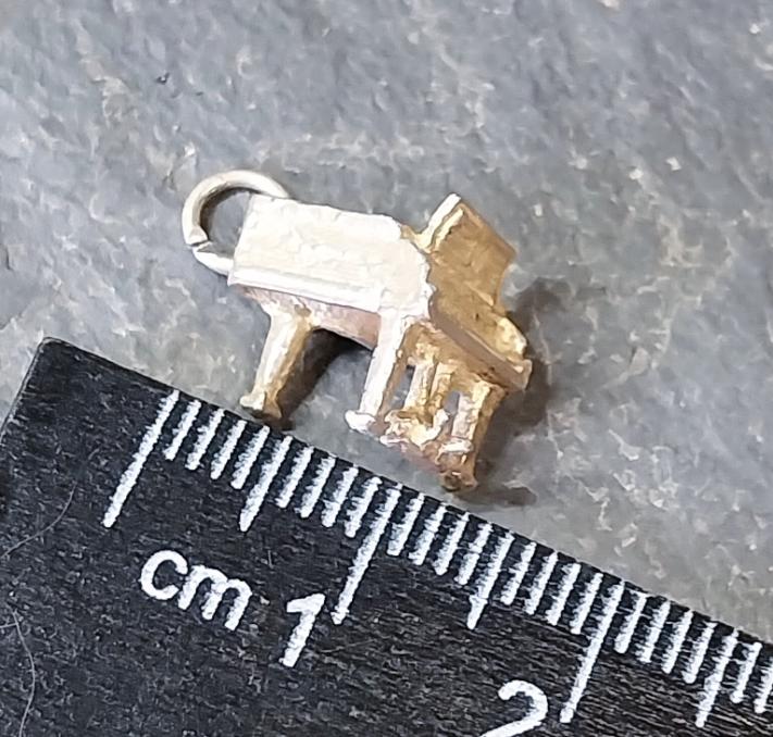 Vintage Silver PIANO Charm - Musical Instrument for bracelet or miniature model - 1.7g