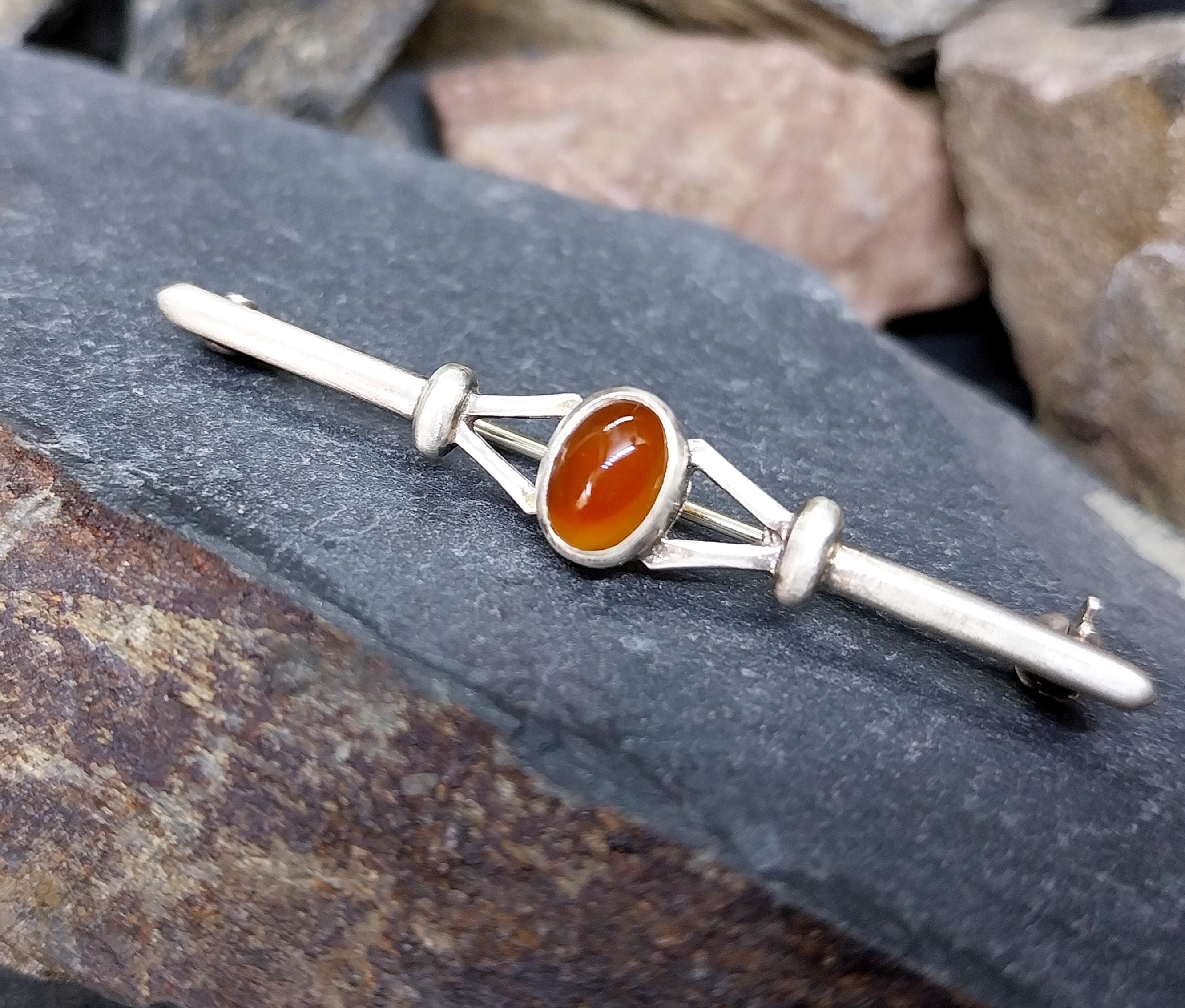Vintage CARNELIAN Sterling SILVER Brooch - Sterling Silver - 3.2g