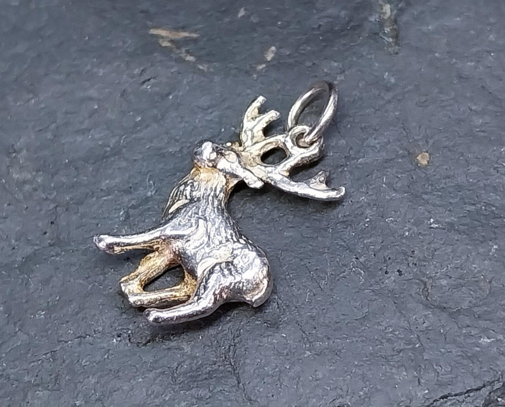 Sterling SILVER STAG DEER Charm Pendant - circa 1958 - 3.1g
