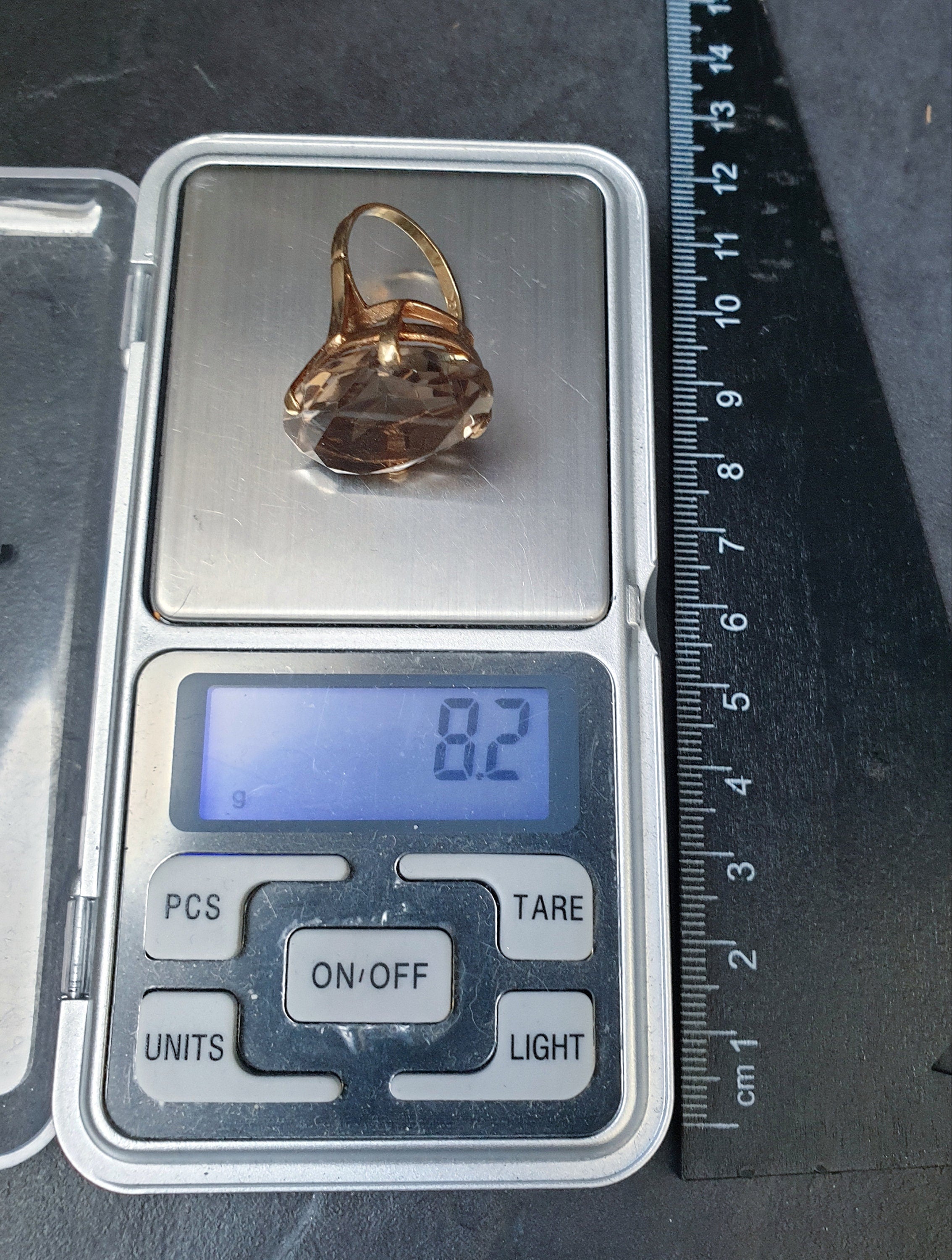 Huge 9ct GOLD Smoky Quartz Gemstone Ring - Size uk O (us 7) - 8.2g