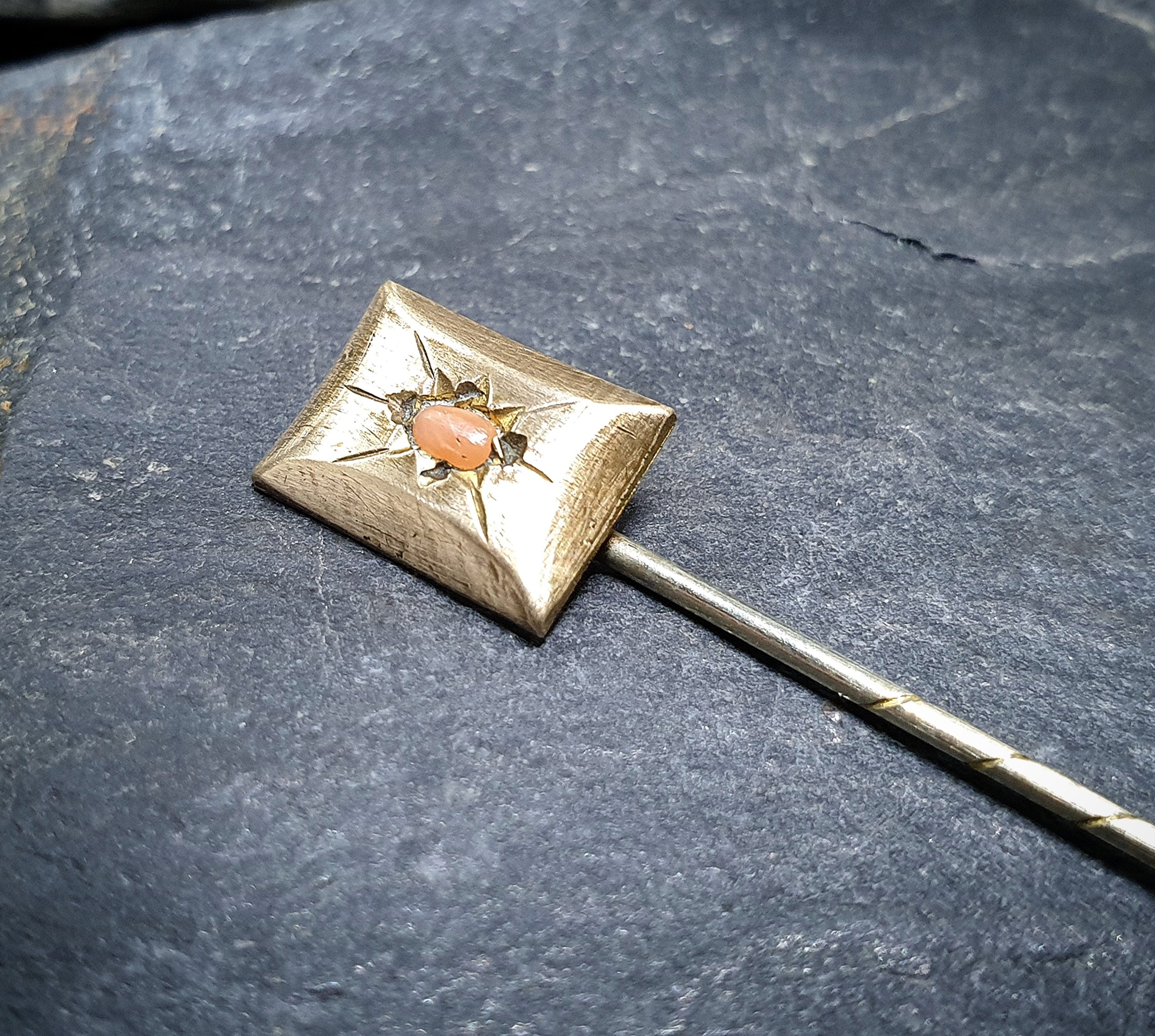 Vintage Pinchbeck and Coral STICK PIN  - Hat or Tie pin  - 1.2g