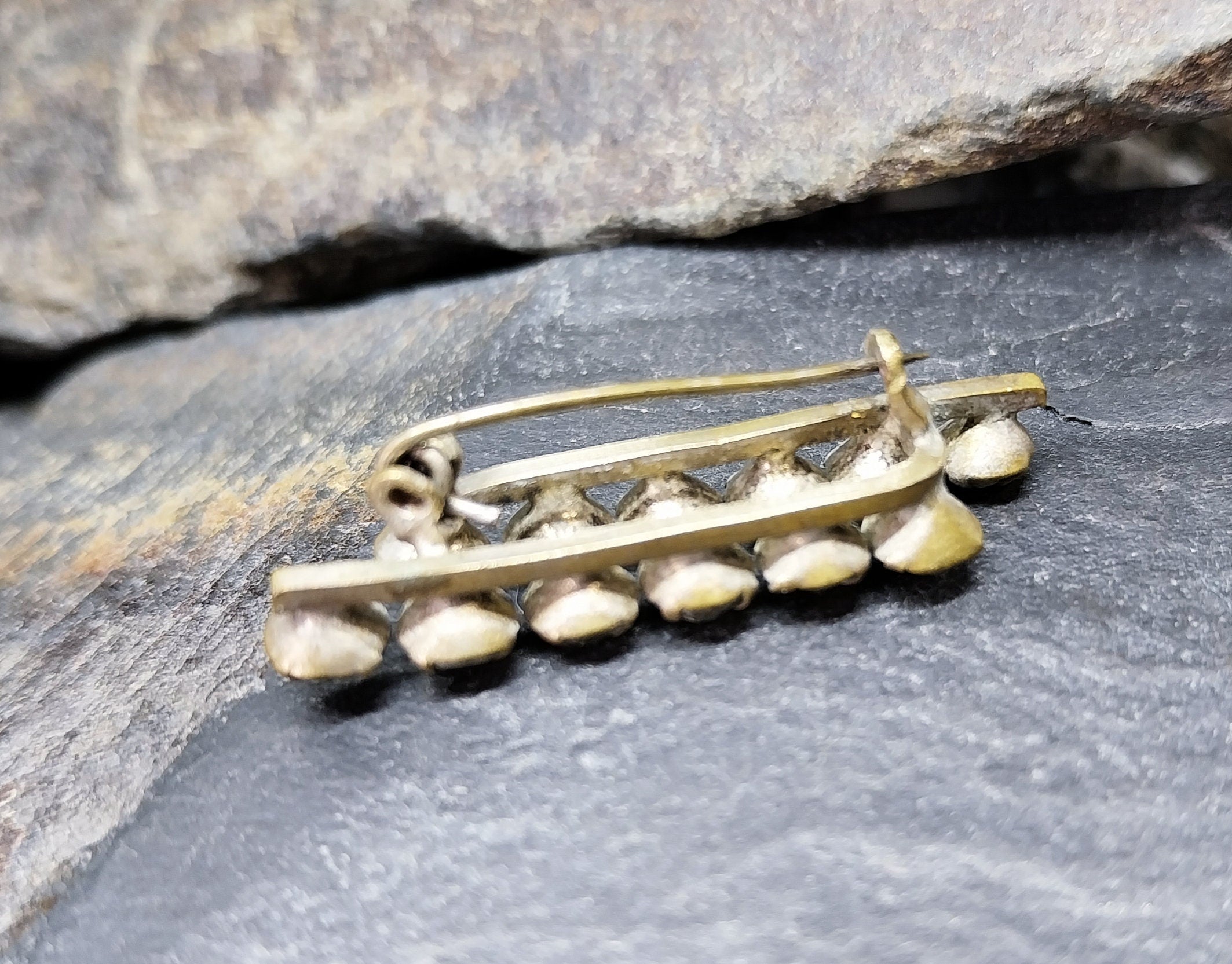 Antique Edwardian Paste Stones BROOCH - 2.7g